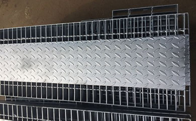 復(fù)合鋼格板